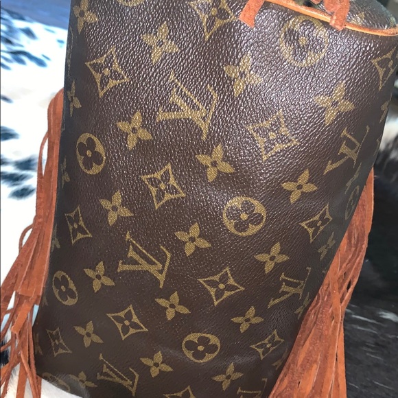 Authentic Louis Vuitton Speedy Bag - Picture 5 of 8